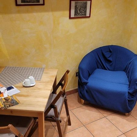 ミラノPorta Romana Small Studioアパートメント エクステリア 写真